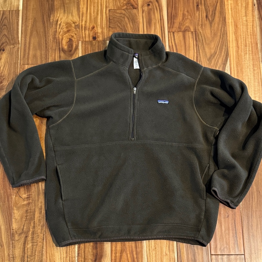 Patagonia Men's Dark Brown quarter zip fleece XXL